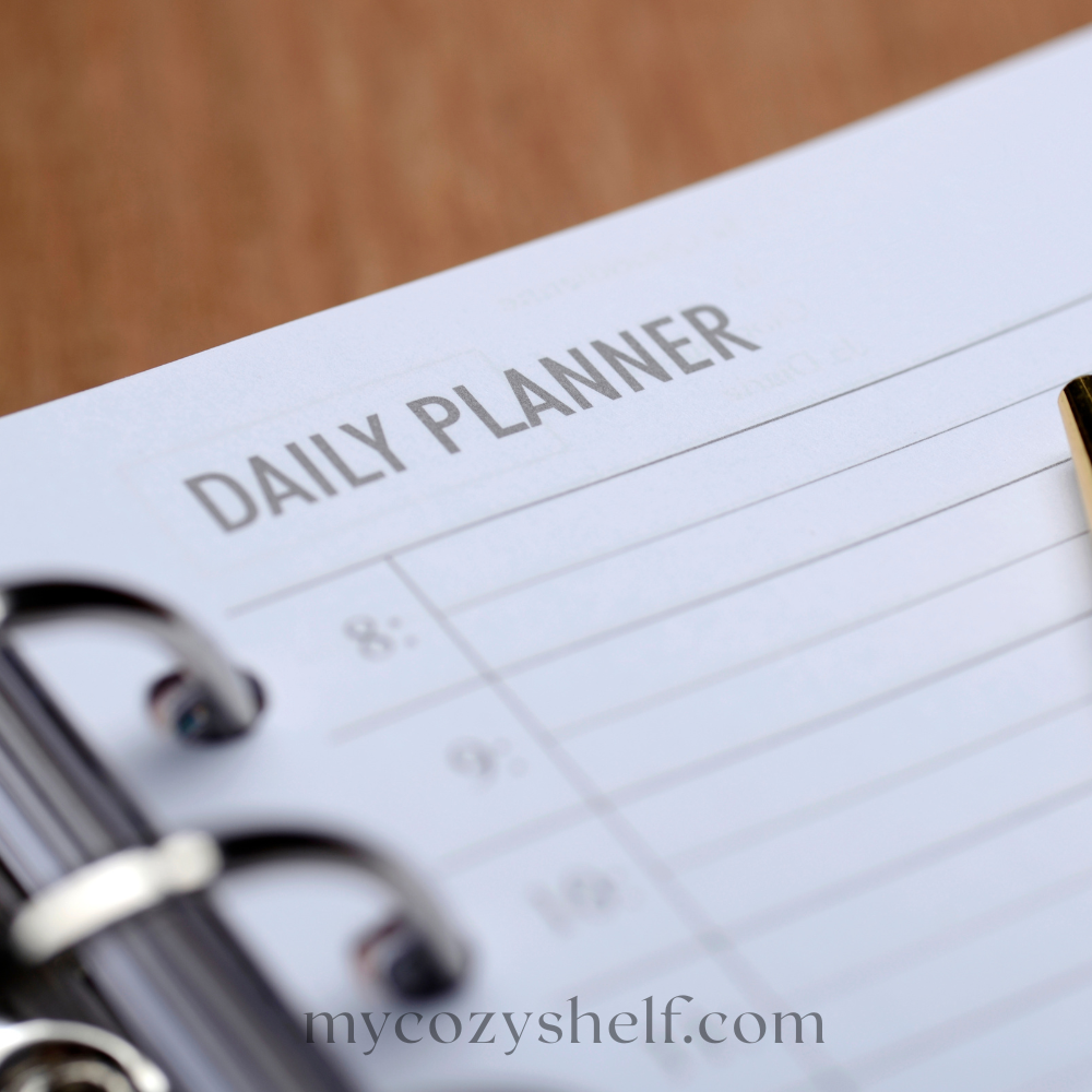The Ultimate Daily Planner: Stay Organized, Focused, and Productive 🗓️💡